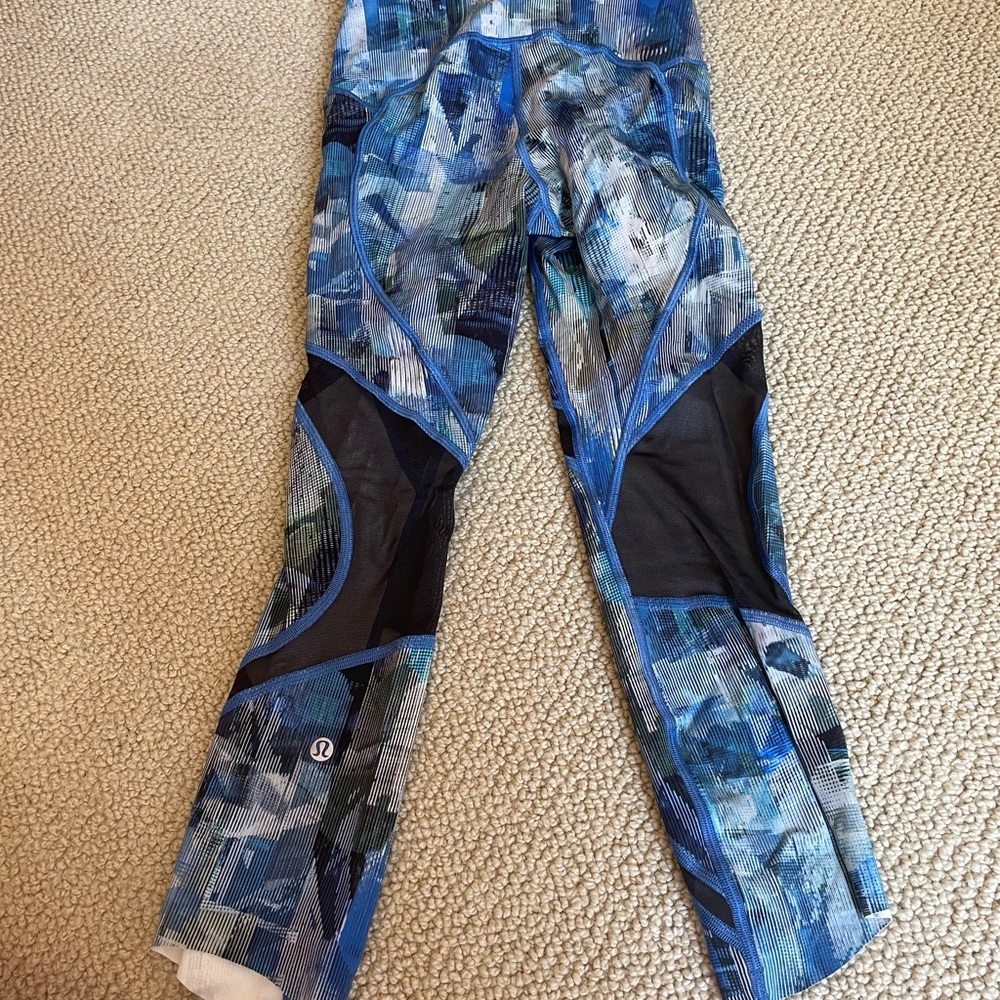 Fun pattern lulu leggings